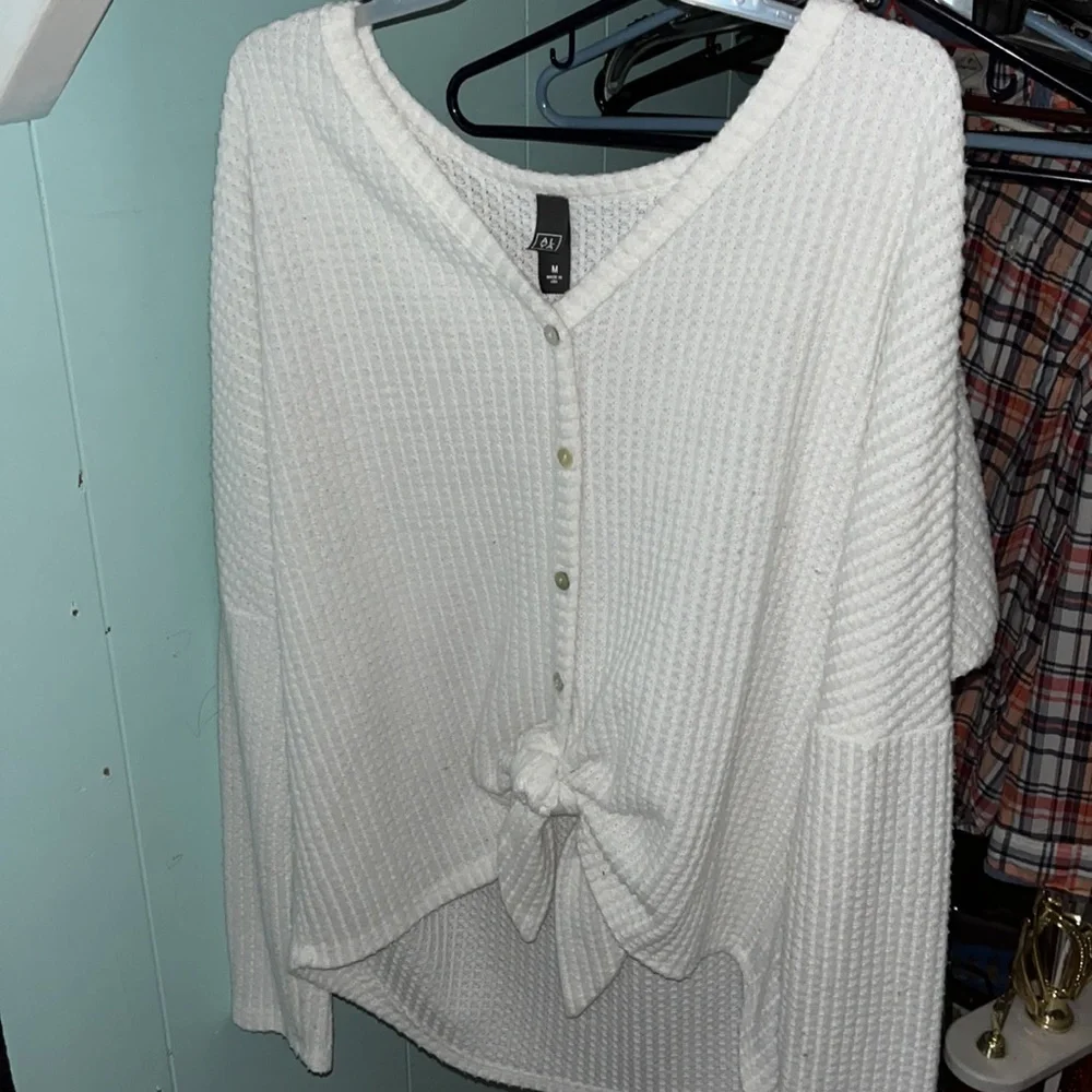 White Ayla Long Long Sleeve Button Down - Picture 2 of 2